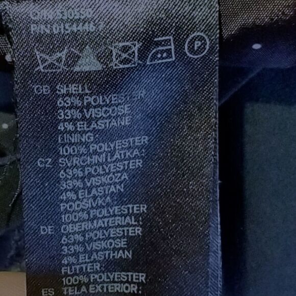 H&M Black Soft Blazer Jacket with Tulip Hem - Picture 13 of 13